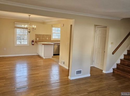 116 6th St, Cresskill NJ  07626-2004 exterior