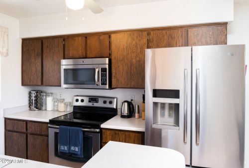 20250 6th Dr, Phoenix, AZ 85027-3777