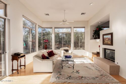 6405 28 St, Phoenix AZ 85008-4739 exterior