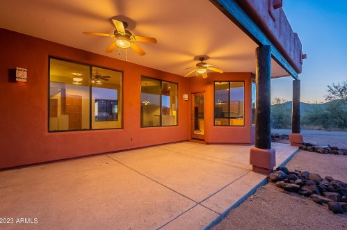 48909 3rd Ave, Phoenix AZ 85027-4700 exterior