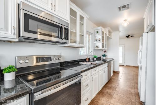 1611 Fairmount Ave, Phoenix AZ 85016-6900 exterior