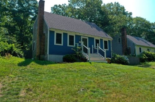 48 Lancaster Ave, Plymouth, MA 02360-4286