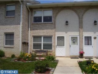 705 Winding Way, West Deptford, NJ 08093-2206