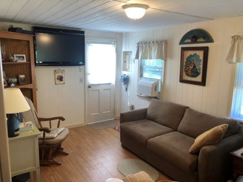 1830 Herring Brk Rd, Eastham MA 02642-3101 exterior