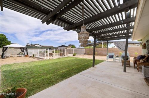 18819 30th St, Phoenix AZ  85050-3411 exterior