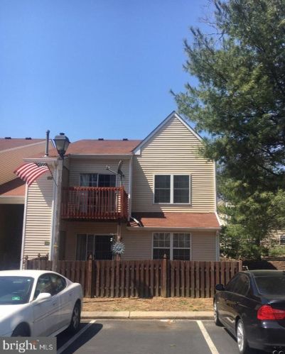 1295 Tristram Cir, West Deptford NJ  08051-2252 exterior