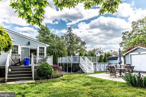 141 Progress Ave, West Deptford NJ 08096-1212 exterior