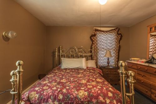 115 Sycamore St, New Bedford MA 02740-4340 exterior