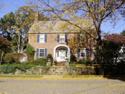 19 Montvale Rd, Newton, MA 02459-1359