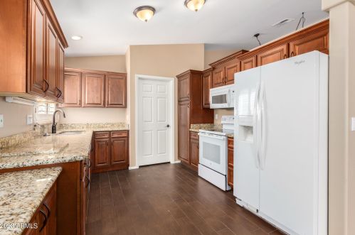 16637 29 St, Phoenix AZ 85032-3726 exterior