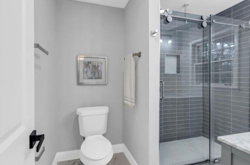 2022 Deren Way, Atlanta GA  30345-3710 exterior