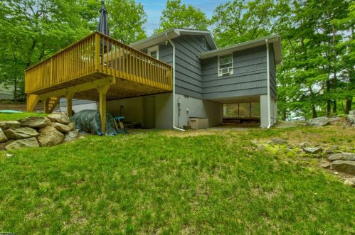 12 Evergreen Rd, Wantage NJ  07461-4700 exterior