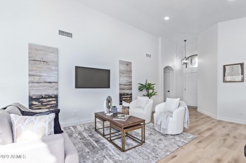 19448 36th St, Phoenix AZ  85050-3941 exterior