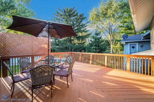 1428 Home Ave, Forest View IL 60402-1651 exterior