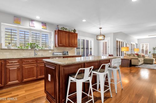 22209 41st St, Phoenix AZ  85050-6898 exterior