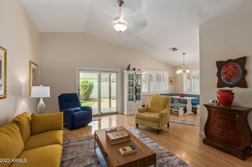 15826 5th Dr, Phoenix AZ  85023-7435 exterior