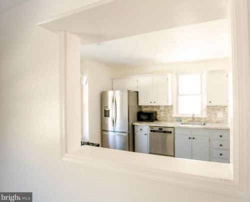 924 Belmont Ave, Camden NJ 08108-3221 exterior