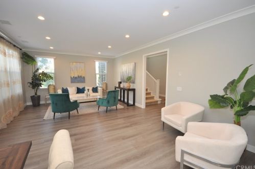 204 Parkdale, Irvine CA 92620-2167 exterior