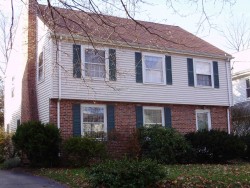 15 Blake St, Newton, MA 02460-2005