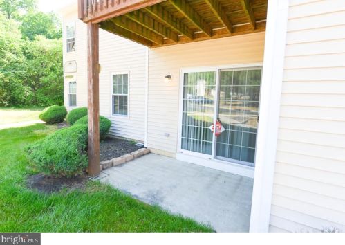 1430 Tristram Cir, West Deptford NJ 08051-2265 exterior