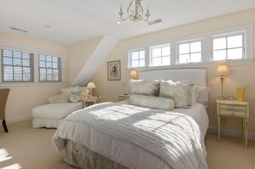 230 Skyline Dr, Chatham MA 02633-1720 exterior