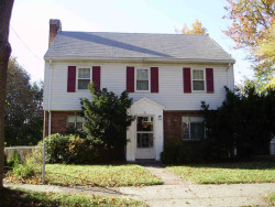 15 Maplewood Ave, Newton, MA 02459-2527