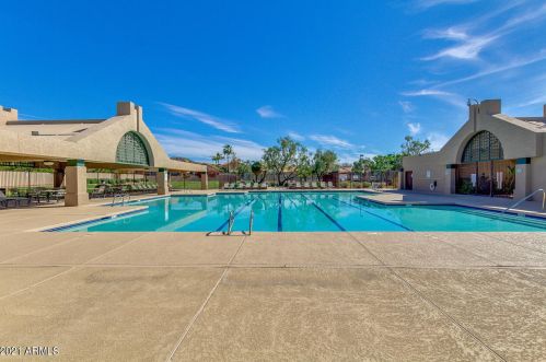 14406 43rd St, Phoenix AZ 85032-4126 exterior