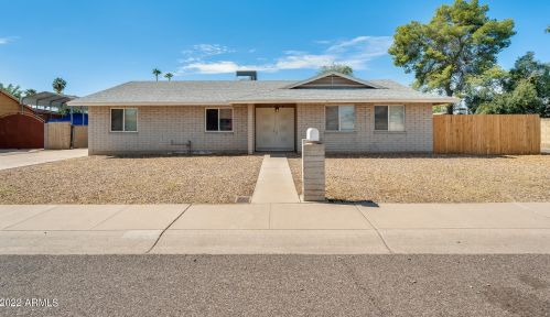 10424 38th Dr, Phoenix, AZ 85051-1112