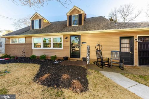 20 Beech Pl, West Deptford NJ 08096-3301 exterior