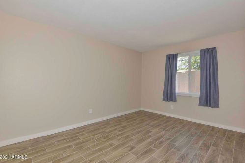 13608 41 Pl, Phoenix AZ 85042-7323 exterior