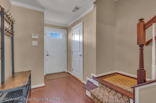 129 Kyle Dr, Tinton Falls, NJ 07712-7538