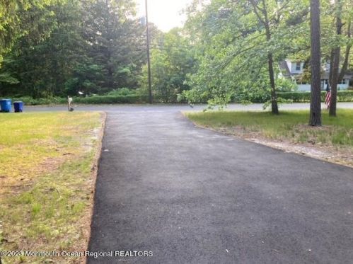 603 Veterans Hwy, Jackson Twp NJ  08527-3730 exterior