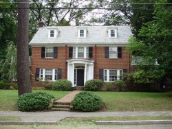 29 Ashmont Rd, Newton, MA 02468-1202