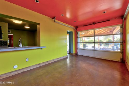 4033 Cambridge Ave, Phoenix, AZ 85008-1402