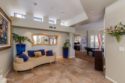 30 Beryl Ave, Phoenix AZ 85020-1536 exterior