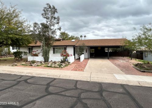 343 Cinnabar Ave, Phoenix AZ  85021-2444 exterior