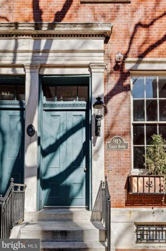 915 Clinton St, Philadelphia PA  19107-6109 exterior