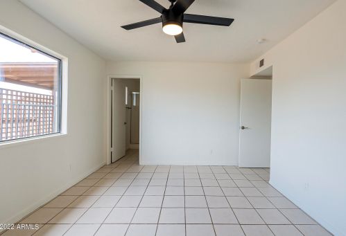 18025 31st Dr, Phoenix AZ  85053-1601 exterior