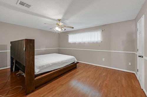 2210 Belmont Dr, Richmond TX 77469-5502 exterior