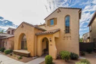 3953 Melinda Dr, Phoenix, AZ 85050-8358