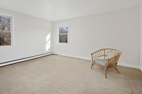 84 Leavitt St, Hingham MA 02043-2973 exterior