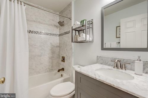 6920 Mystic Wood Way, Columbia MD 21044-4914 exterior