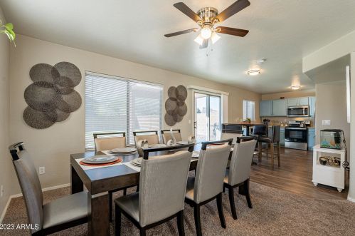 1818 63rd Dr, Phoenix AZ  85043-5748 exterior