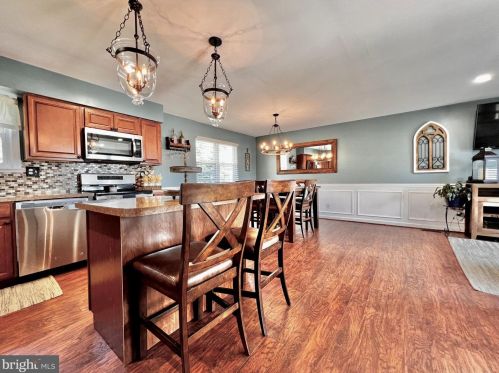 205 Wrexham Ct, West Deptford NJ 08096-4237 exterior