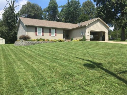 627 Franklin St, Madisonville, KY 42431-1616