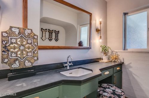 315 Edgemont Ave, Phoenix AZ 85035-1808 exterior