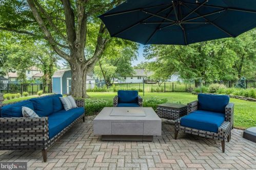 12 Beech Pl, West Deptford NJ 08096-3312 exterior