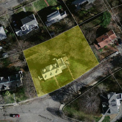79 Shornecliffe Rd, Newton MA 02458-2437 aerial view