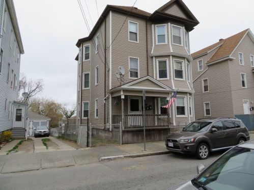 488 Summer St, New Bedford, MA 02740-5626