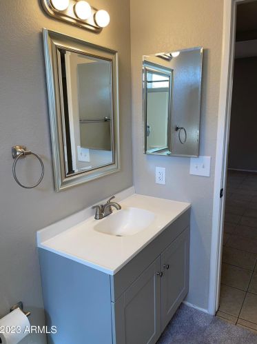 2411 Adams, Phoenix AZ 85034-1404 exterior